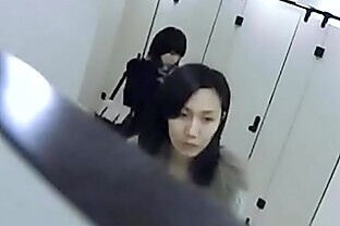 Chinese Girl Toilet Shanghai Metro City 1