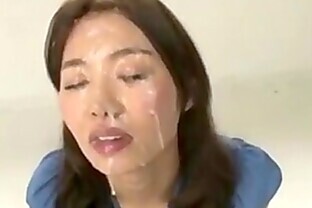 Asian slut gets a bukkake gangbang
