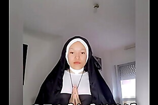 NUN SOR RITA GIVES A BLOWJOB IN XVIDEOS