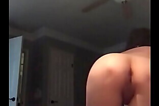Asian babe striptease