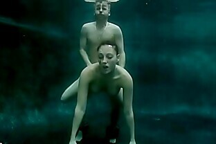 Melanie hicks is a real hot lipped blowfish!