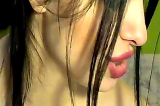 gorgeous european brunette fucking herself(2)