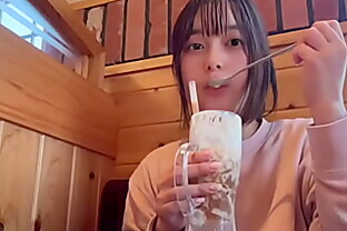 【大学生の一日のルーティン】カフェ行ってお散歩した後に家でオナニーしたらイキまくりました...