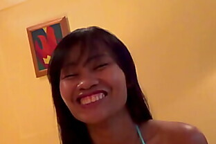 Thai girl masturbaes and get screwed