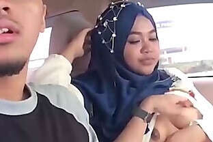 bokep jilbab main sama pacar full :  82 sec