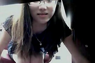 Asian girl masturbates on webcam - More on
