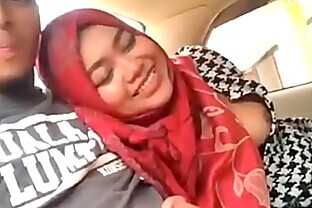 Tudung viral main kat mobil terbaru malay car sex