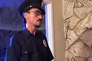 Cop gives teenage girl his big stick