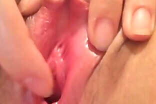 lee's asian close up pussy fingering -