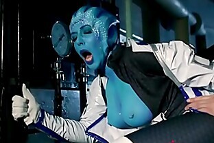 Fucking a blue extraterrestrial hottie in this porn parody